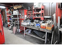 Complete inhoud voorraad en magazijninventaris met scania onderdelen en gereedschappen - afbeelding 1 van  33