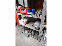 Complete inhoud voorraad en magazijninventaris met scania onderdelen en gereedschappen - afbeelding 16 van  33