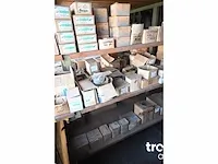 Complete inhoud werkplaats installatiemateriaal inclusief stelling - afbeelding 4 van  20