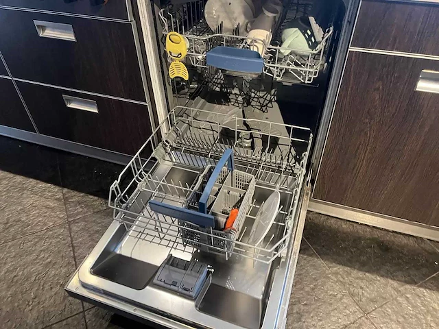 Complete keuken (gedemonteerd) - afbeelding 21 van  28