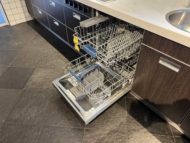 Complete keuken (gedemonteerd) - afbeelding 28 van  28
