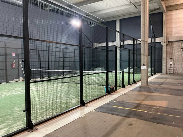 Complete padelbaan - afbeelding 10 van  20