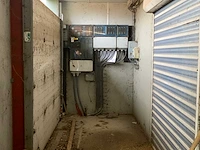 Complete prefab stal met zonnepaneel installatie - afbeelding 28 van  47
