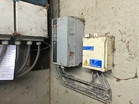 Complete prefab stal met zonnepaneel installatie - afbeelding 30 van  47