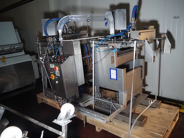 Complete processing and packaging line for ice cream sticks, among others mini magnums - afbeelding 12 van  100