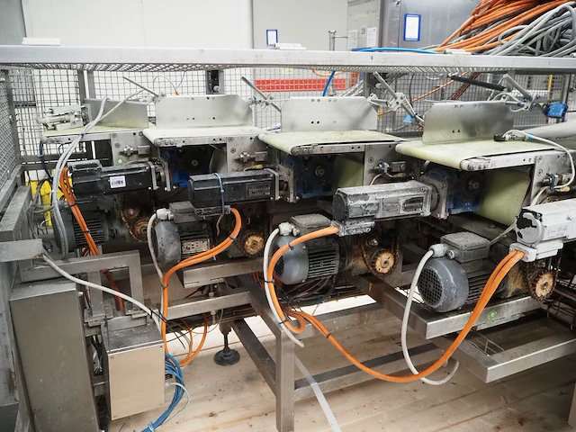 Complete processing and packaging line for ice cream sticks, among others mini magnums - afbeelding 72 van  100