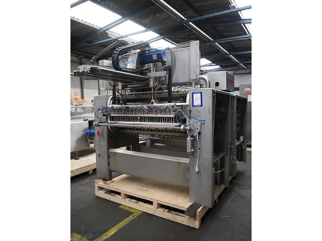 Complete processing and packaging line for ice cream sticks, among others mini magnums - afbeelding 83 van  100