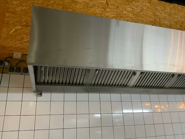 Complete proffesionele productiekeuken - horeca / grootkeuken | volledige installatie, inclusief optionele toebehoren - afbeelding 16 van  110