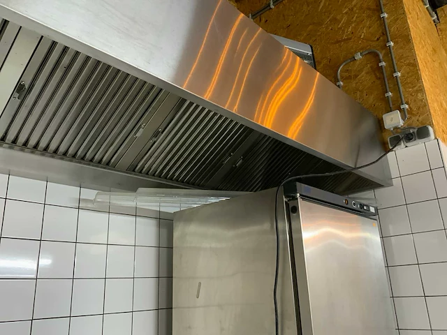 Complete proffesionele productiekeuken - horeca / grootkeuken | volledige installatie, inclusief optionele toebehoren - afbeelding 17 van  110