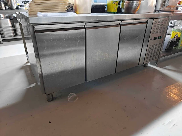 Complete proffesionele productiekeuken - horeca / grootkeuken | volledige installatie, inclusief optionele toebehoren - afbeelding 94 van  110