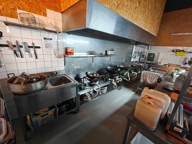 Complete proffesionele productiekeuken - horeca / grootkeuken | volledige installatie, inclusief optionele toebehoren - afbeelding 104 van  110