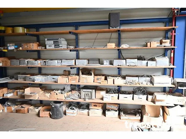 Complete rvs voorraadmagazijn - afbeelding 1 van  21
