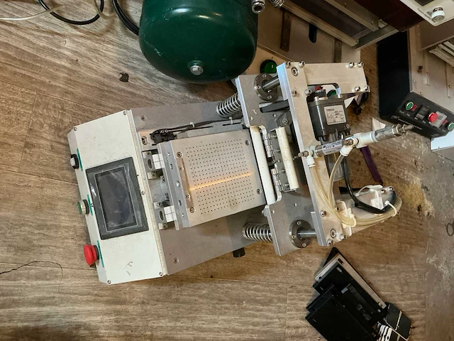 Complete set (11 stuks) voor refurbishen en herstellen scherm smartphone - afbeelding 16 van  20