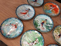 Complete set van 12 keizerlijke jingdezhen porcelain sierborden - afbeelding 2 van  5