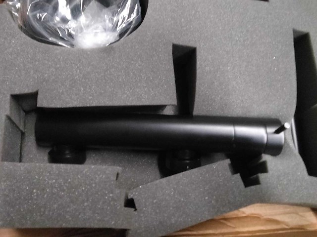 Complete zwarte douche glijstangset met regendouche en handdouche. - afbeelding 2 van  6