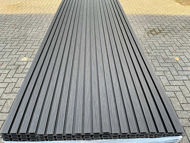 Composiet - gevelbekleding rhombusprofiel zwart (25x) - afbeelding 6 van  12