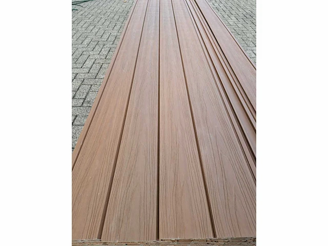 Composiet rabatplank 4000 x 1720 x 20.5 mm (134x) - afbeelding 4 van  10