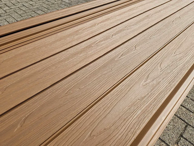 Composiet rabatplank 4000 x 1720 x 20.5 mm (134x) - afbeelding 7 van  10