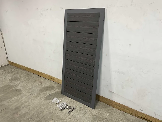 Composiet tuindeur in kozijn - houtlook antraciet - 270x108 cm - afbeelding 8 van  15