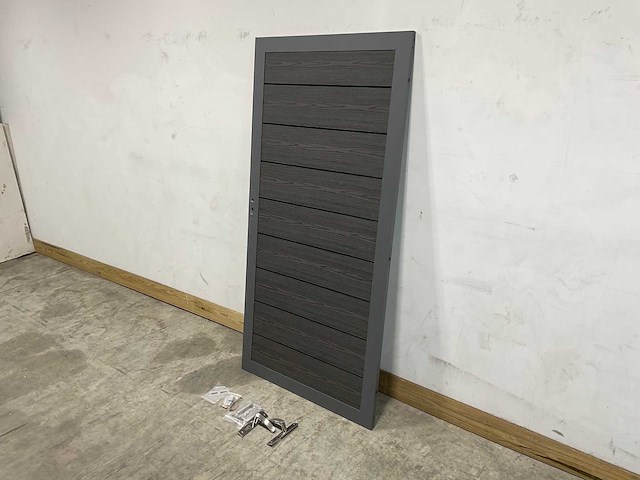 Composiet tuindeur in kozijn - houtlook antraciet - 270x108 cm - afbeelding 8 van  15