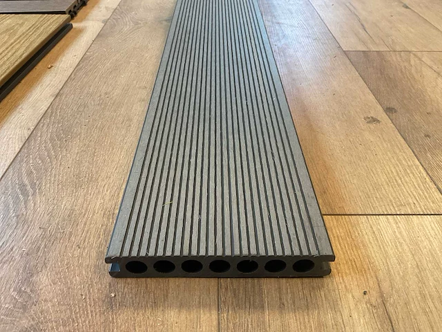 Composiet vloer plank grijs (14x) - afbeelding 6 van  16