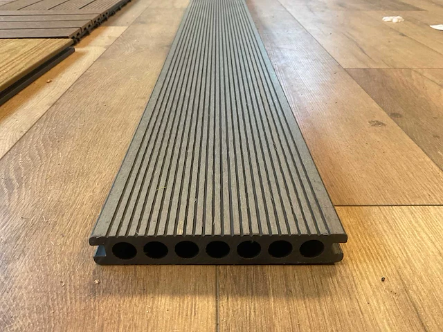 Composiet vloer plank grijs (14x) - afbeelding 6 van  16