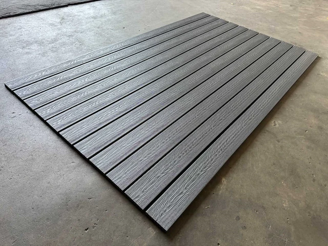 Composiet vloer plank grijs (24m2) - afbeelding 9 van  13