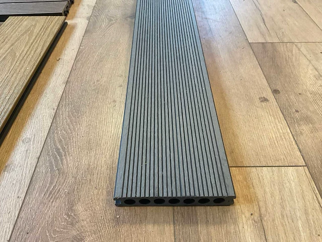 Composiet vloer plank grijs (28x) - afbeelding 7 van  16