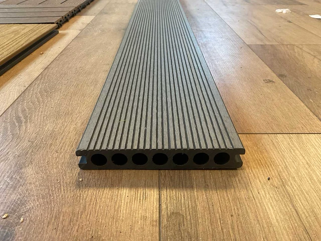 Composiet vloer plank grijs (56x) - afbeelding 6 van  16