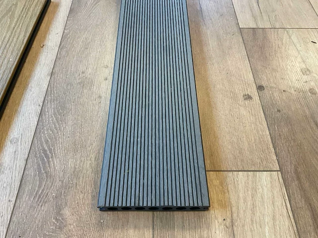 Composiet vloer plank grijs (56x) - afbeelding 7 van  16