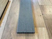 Composiet vloer plank zwart (14x) - afbeelding 5 van  14