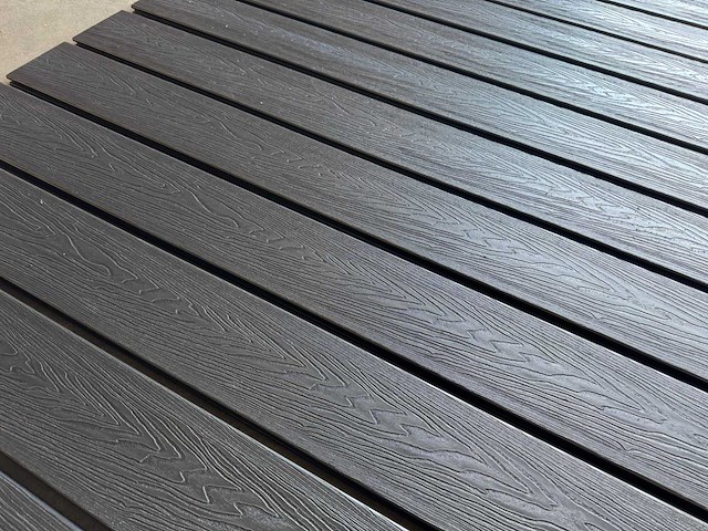 Composiet vloer plank zwart (25x) - afbeelding 10 van  11