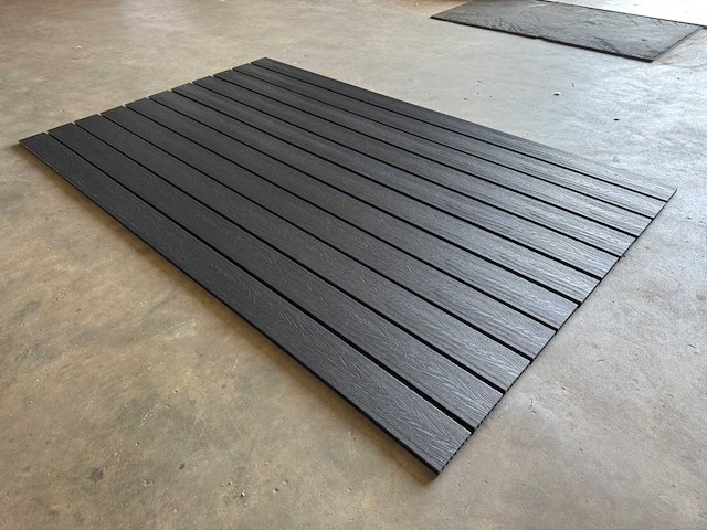 Composiet vloer plank zwart (50x) - afbeelding 7 van  11