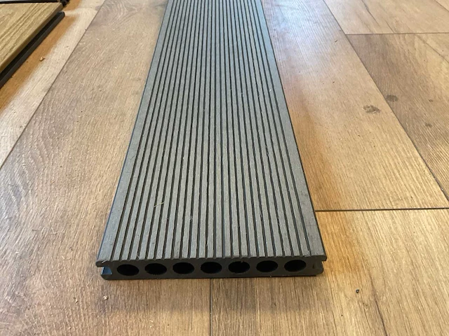 Composiet vloer plank zwart (56x) - afbeelding 4 van  14