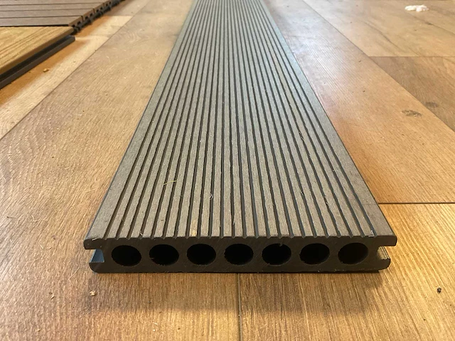 Composiet vloer plank zwart (56x) - afbeelding 5 van  14
