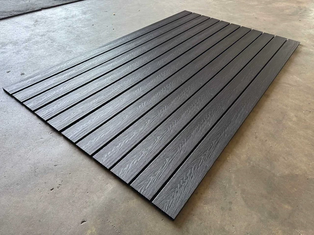 Composiet vloer plank zwart (6m2) - afbeelding 5 van  11