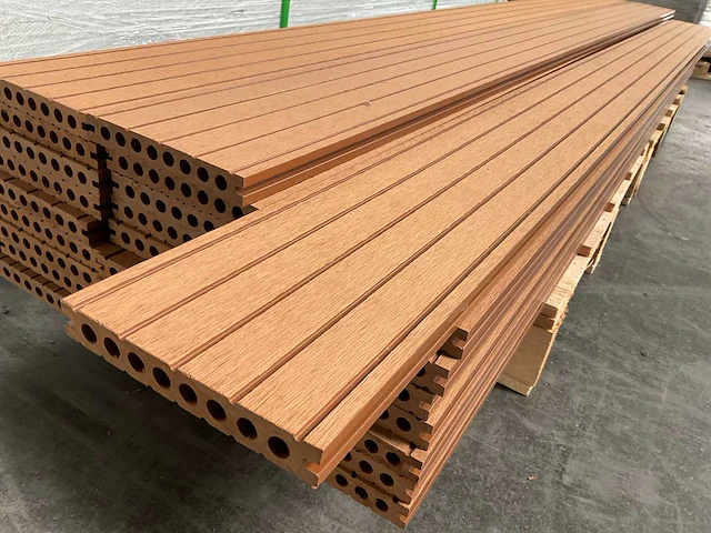 Composiet vlonderplank 2200x145x21mm (205x) - afbeelding 5 van  6