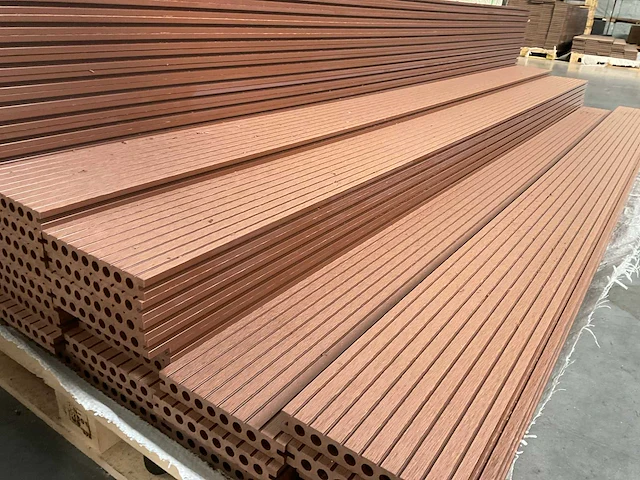 Composiet vlonderplank 2200x145x21mm (282x) - afbeelding 4 van  4