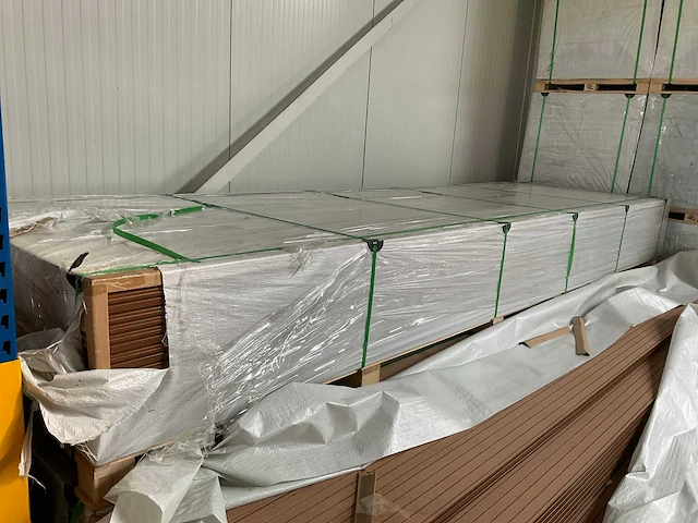 Composiet vlonderplank 4000x145x21cm (152x) - afbeelding 4 van  8