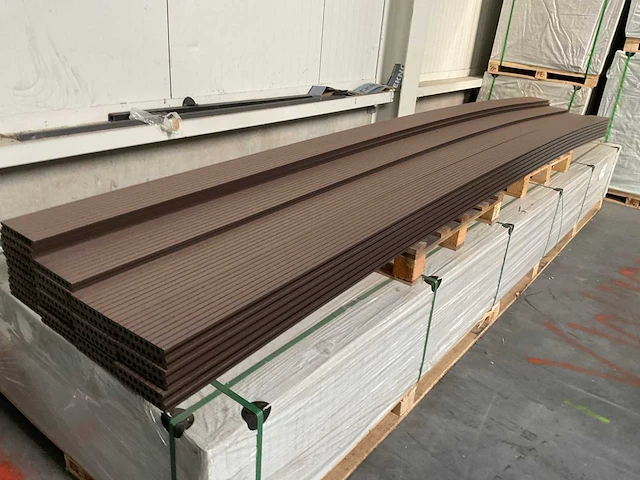 Composiet vlonderplank 4000x145x21mm (190x) - afbeelding 3 van  4