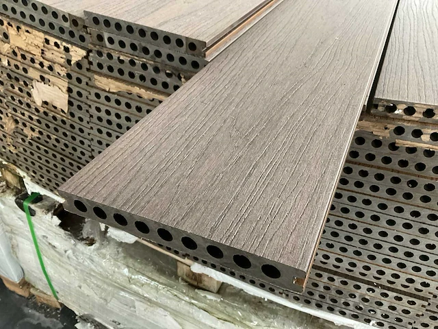 Composiet vlonderplank 4000x200x23mm (105x) - afbeelding 1 van  5