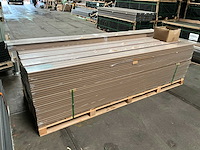 Composiet wandpaneel triple rhombus eiken rabatdelen 280cm (120x) incl. startprofielen en clips - afbeelding 5 van  5