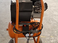 Compressor 400/20l 230v~ fiac, fv 304-20, bouwjaar 2019 - afbeelding 3 van  7