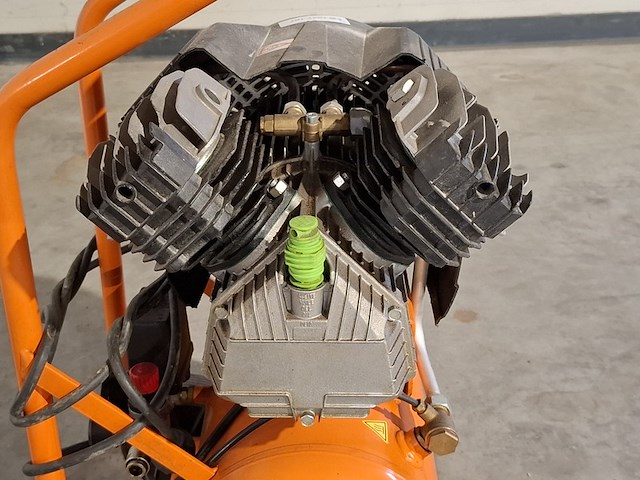 Compressor 400/20l 230v~ fiac, fv 304-20, bouwjaar 2019 - afbeelding 5 van  7