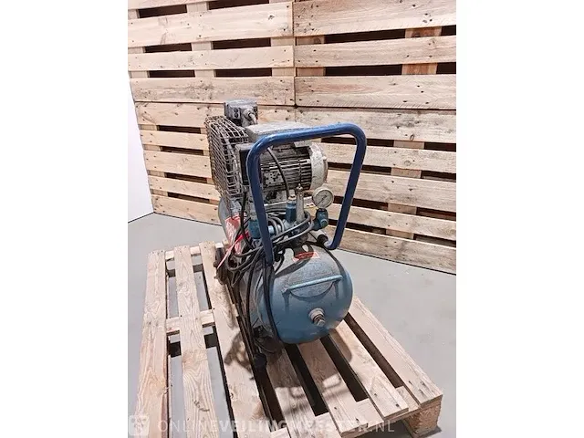 Compressor airpress, hogedrukreiniger karcher - afbeelding 29 van  34