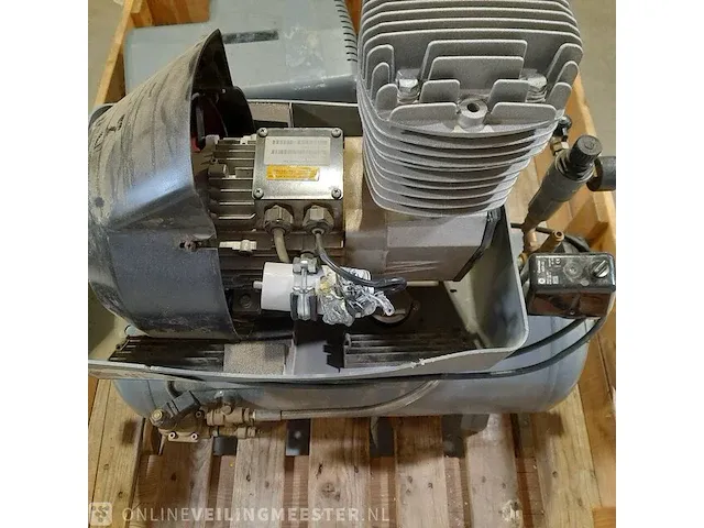Compressor atlas copco, lfx 1.5 - 10 tm 50 ce - afbeelding 3 van  13