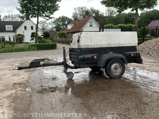 Compressor atlas copco, xas47, wit, bouwjaar 2005 - afbeelding 1 van  18