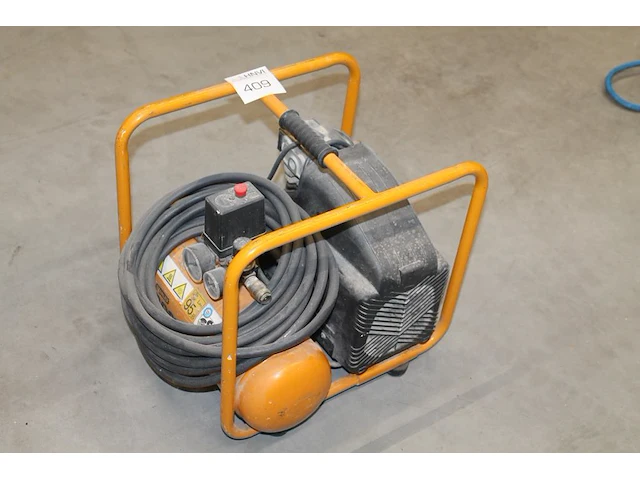 Compressor bostich. - afbeelding 1 van  2