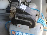 Compressor creemers type mobiel /20n. met luchtslang en diverse spuitmonden. drukmeters defect. - afbeelding 2 van  3