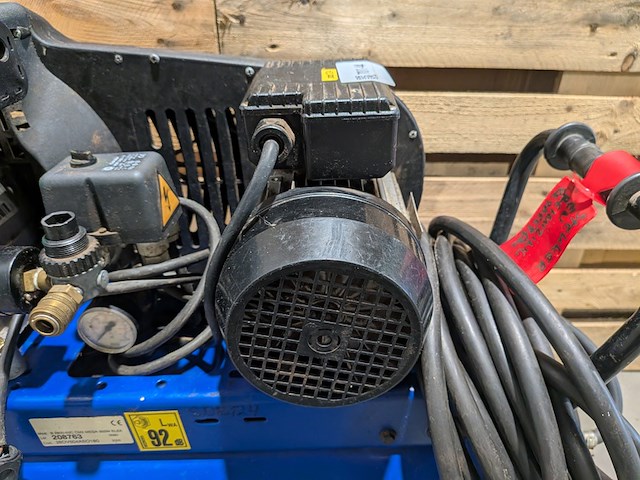 Compressor electra beckum, mega 350w, blauw, bouwjaar 2003 - afbeelding 10 van  15